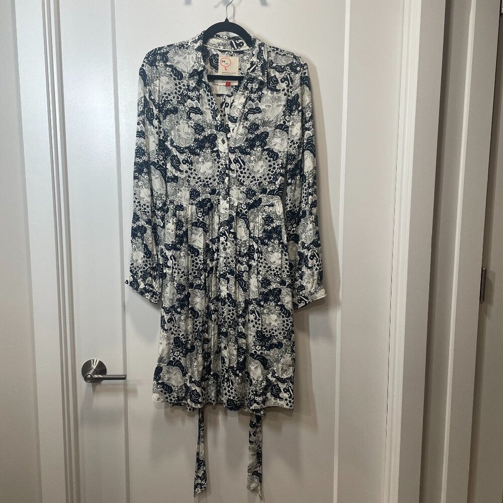 Anthropologie Navy and White Long Sleeved Shirt Dress Size 6
